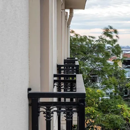 Monnas Apartament *