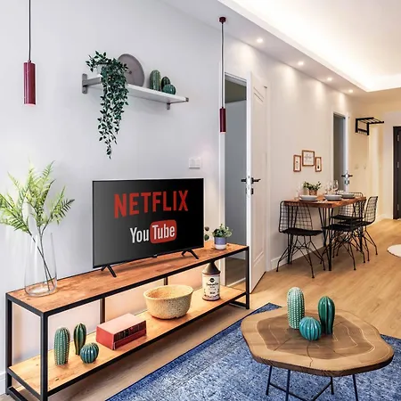 Monnas Apartament *
