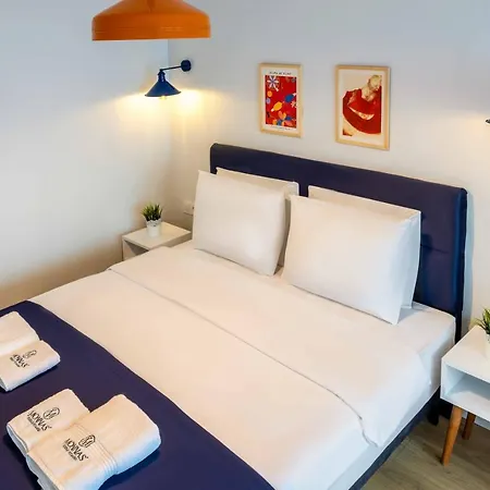 Monnas Istanbul