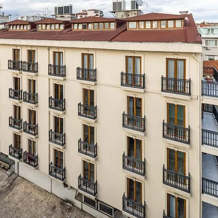 موناس سويت *