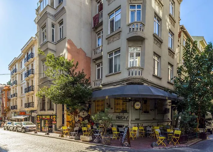 موناس سويت شقة *